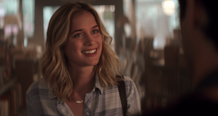 Elizabeth Lail starred in 11 episodes of the series 'You.'